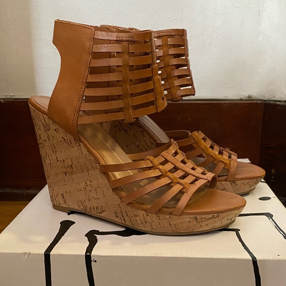 DV Dolce Vita Tila Leather Wedge Platform Sandals - Honey Tan